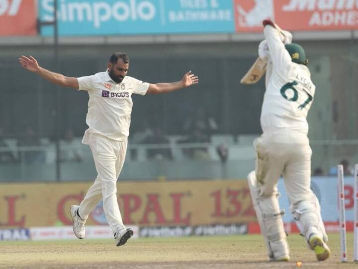 IND vs AUS: 263 रनों पर सिमटी ऑस्ट्रेलियाई पारी, शमी ने चटकाए 4 विकेट, 72 रनों पर नाबाद रहे हैंड्सकॉम्ब IND vs AUS 2nd Test Match Day 1 Highlights Australia Team All Out at 263 in 1st Innings IND vs AUS: 263 रनों पर सिमटी ऑस्ट्रेलियाई पारी, शमी ने चटकाए 4 विकेट, 72 रनों पर नाबाद रहे हैंड्सकॉम्ब