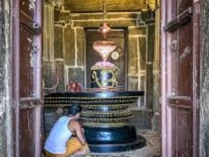 Maha Shivratri 2023: मेवाड़ के कुंभलगढ़ किले में छह फीट ऊंचा है शिवलिंगम, जानिए नीलकंठ महादेव मंदिर का इतिहास