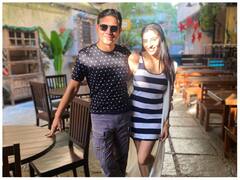 Ashlesha Savant: बॉयफ्रेंड पर खुलेआम प्यार लुटाने लगी 'अनुपमा' की जेठानी, जैकेट उतार-उतारकर दिए ऐसे पोज