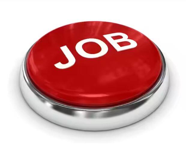 ​MPPEB Jobs 2023 : ਮੱਧ ਪ੍ਰਦੇਸ਼ ਪ੍ਰੋਫੈਸ਼ਨਲ ਐਗਜ਼ਾਮੀਨੇਸ਼ਨ ਬੋਰਡ (MPPEB) ਨੇ ਗਰੁੱਪ 5 ਭਰਤੀ 2023 ਲਈ ਅਧਿਕਾਰਤ ਨੋਟੀਫਿਕੇਸ਼ਨ ਜਾਰੀ ਕੀਤਾ ਹੈ। ਯੋਗ ਅਤੇ ਦਿਲਚਸਪੀ ਰੱਖਣ ਵਾਲੇ ਉਮੀਦਵਾਰ 29 ਮਾਰਚ ਤੱਕ ਅਪਲਾਈ ਕਰ ਸਕਦੇ ਹਨ। ਇਸ ਭਰਤੀ ਲਈ ਅਪਲਾਈ ਕਰਨ ਲਈ ਉਮੀਦਵਾਰ ਨੂੰ ਅਧਿਕਾਰਤ ਵੈੱਬਸਾਈਟ esb.mp.gov.in 'ਤੇ ਜਾਣਾ ਪਵੇਗਾ।