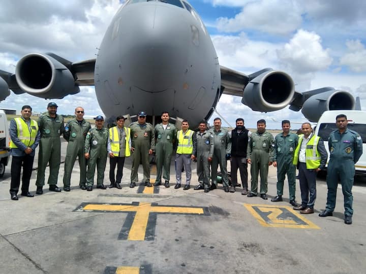 The cheetahs will be transported by an Indian Air Force C-17 Globemaster Cargo aircraft, which is due to land at Gwalior Airport at 10:00 a.m. (Source: Twitter/@byadavbjp)