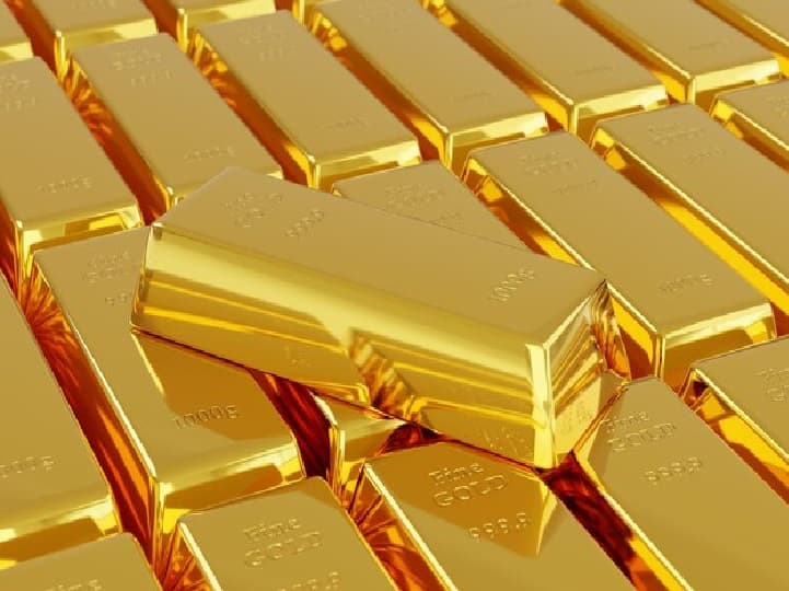Gold rate today gold and silver price in on 22nd february 2023 gold and silver rate slightly down today marathi news Gold Rate Today : सोन्याच्या दरांत किंचित स्थिरता; तर चांदी 300 रूपयांनी महागली, वाचा आजचे दर