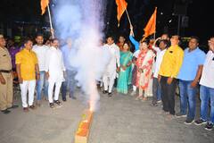 Photo: निवडणूक आयोगाच्या निकालानंतर औरंगाबादमध्ये शिवसैनिकांचा जल्लोष