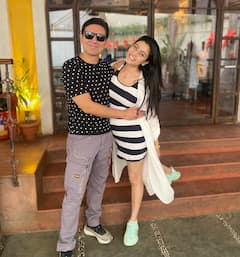 Ashlesha Savant: बॉयफ्रेंड पर खुलेआम प्यार लुटाने लगी 'अनुपमा' की जेठानी, जैकेट उतार-उतारकर दिए ऐसे पोज