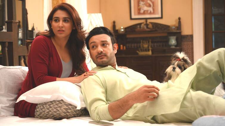 Oindrila on Swetkali: Oindrila Sen, Saheb Bhattacharyya, Sourav Chakraborty's New Web Series Swet Kali going to release at Zee fire on 24th Feb Oindrila on Swetkali: 'শ্বেতকালী'-র পুজোর রাতে একের পর এক মৃত্যু, রহস্য সমাধানে ওয়েব সিরিজে পা ঐন্দ্রিলার!