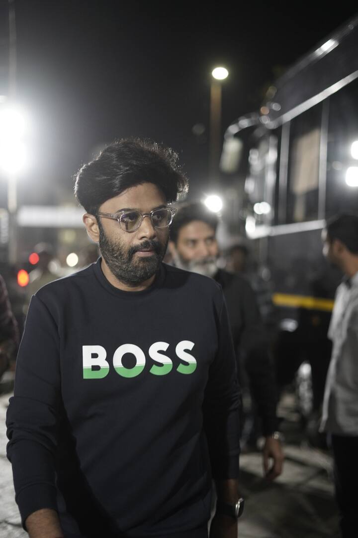 విద్యా వ్యవస్థ నేపథ్యంలో ఈ చిత్రం రూపొందింది.