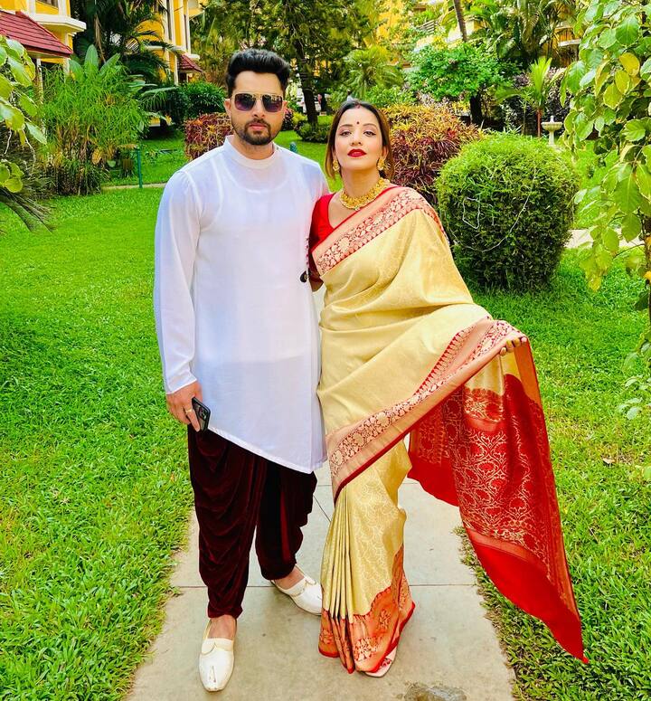 विक्रांत सिंह राजपूत आजमगढ़ के रहने वाले हैं. ऐसे में शादी के बंधन में बंधने से पहले कई बार विक्रांत सिंह राजपूत अपनी दुल्हनिया को चोरी छुपे अपने गांव लेकर जा चुके हैं.