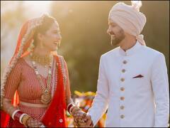 PICS: 'किस्मत पर यकीन नहीं होता..' वेडिंग एनिवर्सरी पर रोमांटिक हुए विक्रांत मेसी, पत्नी के साथ शेयर की अनदेखी तस्वीरें