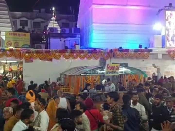 Deoghar Basukinath dham great rush of devotees to see lord shiva maa parvati marriage Mahashivratri 2023: देवघर में उमड़ी 1 लाख से ज्यादा श्रद्धालुओं की भीड़, शिव-पार्वती का मिलन देख पुण्य कमाएंगे भक्त!