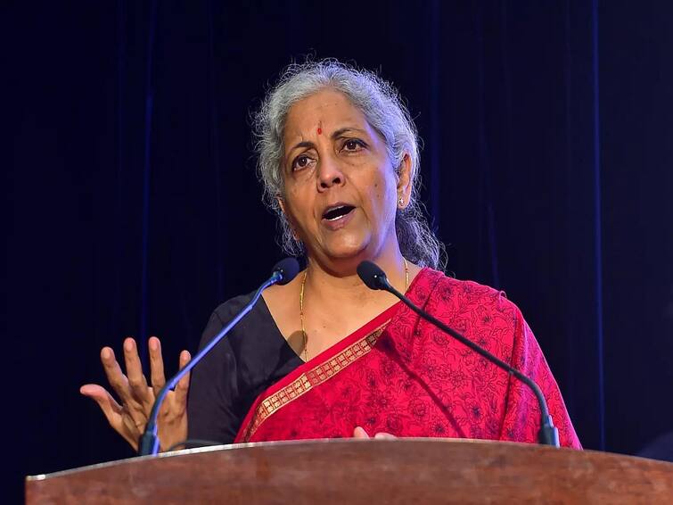 GST on Pencil sharpeners brought down to 12 percent says Union finance minister Nirmala sitharaman Nirmala Sitharaman : இன்றைக்கே நிலுவைத்தொகை விடுவிப்போம்.. இதற்கெல்லாம் வரி குறைப்பு.. நிர்மலா சீதாராமன் அறிவிப்பு