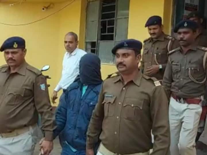 Rebika Pahadin murder case main accused Mainul Ansari arrested from Delhi Jharkhand ANN Rebika Murder Case: रेबिका पहाड़िन हत्याकांड में मुख्यारोपी दिल्ली से गिरफ्तार, ससुराल वालों ने शव के किए थे 50 टुकड़े