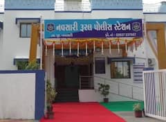 Navsari: નવસારીમાં 5 વોટ્સએપ ગ્રુપના એડમીન સામે પોલીસ ફરિયાદ નોંધાતા ખળભળાટ, ચોંકાવનારો છે મામલો