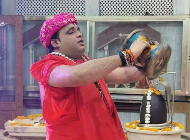 ਵਿਸ਼ਵਜੀਤ ਸ਼ਰਮਾ ਦੱਸਦੇ ਹਨ ਕਿ ਉਹ ਪਿਛਲੇ 20 ਸਾਲਾਂ ਤੋਂ ਤਾਂਡਵ ਆਰਤੀ ਕਰ ਰਹੇ ਹਨ। ਉਸਨੇ ਲਗਭਗ 12 ਸਾਲ ਦੀ ਉਮਰ ਵਿੱਚ ਅਜਿਹਾ ਕਰਨਾ ਸ਼ੁਰੂ ਕੀਤਾ।