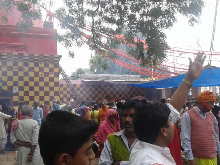 Mahashivratri 2023: Crowd of devotees gathered in Someshwar Nath temple of Motihari, lakhs of people will perform Jalabhishek of Mahadev ann Mahashivratri 2023: मोतिहारी के सोमेश्वर नाथ नाथ मंदिर में उमड़ी भक्तों की भीड़, लाखों लोग करेंगे महादेव का जलाभिषेक