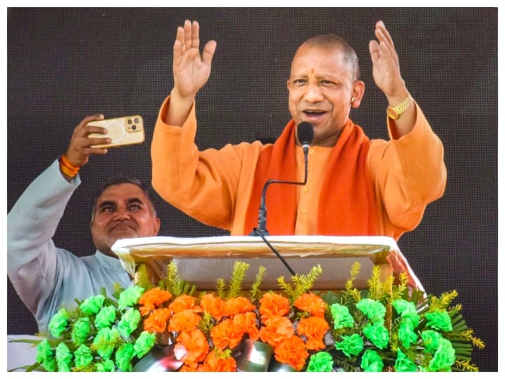 Lucknow shikshamitra will retire in 60 years yogi government take dicission in UP ANN UP News: यूपी के शिक्षामित्रों को योगी सरकार ने दी बड़ी राहत, रिटायरमेंट की उम्र को लेकर लिया ये फैसला