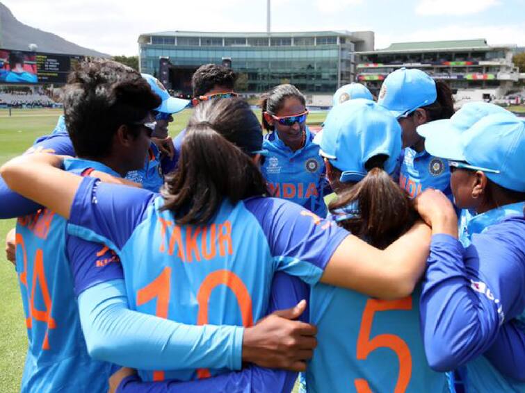 Women T20 World Cup England Set Score IND vs ENG First Innings 152 Target for India IND vs ENG Womens T20 : ரேணுகாவின் அதிரடி பந்துவீச்சு;  152 ரன் இலக்கு;  அரையிறுதி வாய்ப்பைப் பெறுமா இந்தியா?