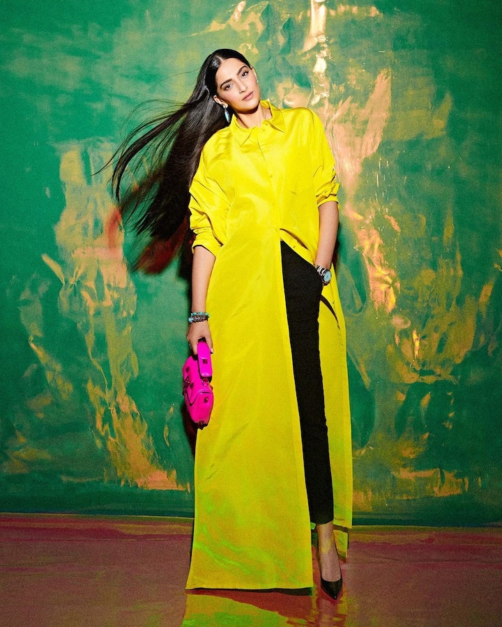 sonam kapoor yellow saree