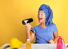 Hare Care Tips: ਗਿੱਲੇ ਵਾਲਾਂ ਨਾਲ ਭੁੱਲ ਕੇ ਵੀ ਨਾ ਕਰੋ ਇਹ ਕੰਮ... ਹੋ ਸਕਦੇ ਹੋ ਗੰਜੇਪਨ ਦੇ ਸ਼ਿਕਾਰ