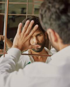 Shahid kapoor : ஃபர்சி சீரிஸ் ப்ரோமோஷனில் தீவரம் காட்டி வரும் பாலிவுட் நடிகர் ஷாஹித் கபூர்!