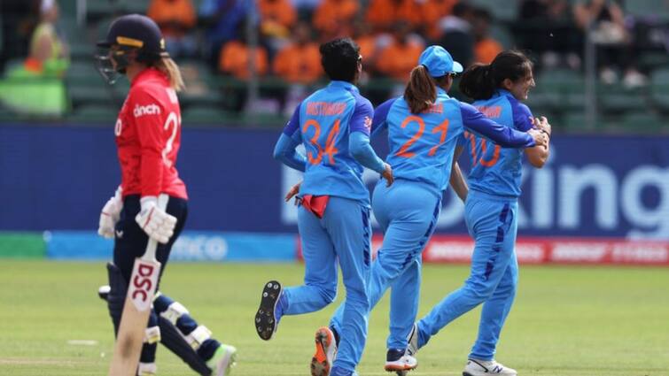 Women's T20 WC 2023: Renuka Singh stars with the ball taking fifer England score 151/7 Women's T20 WC 2023: অনবদ্য রেণুকা, ৫ উইকেট নিলেন তারকা বোলার, ১৫১ রানে থামল ইংল্যান্ড ইনিংস