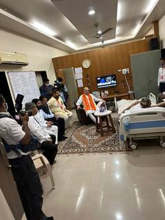 अमित शहा पुण्याचे खासदार गिरीश बापट यांच्या भेटीला, पाहा फोटो