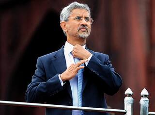 S Jaishankar : જયશંકરે  PM મોદીના ટીકાકાર 'ધનકુબેર'ની બોલતી કરી બંધ