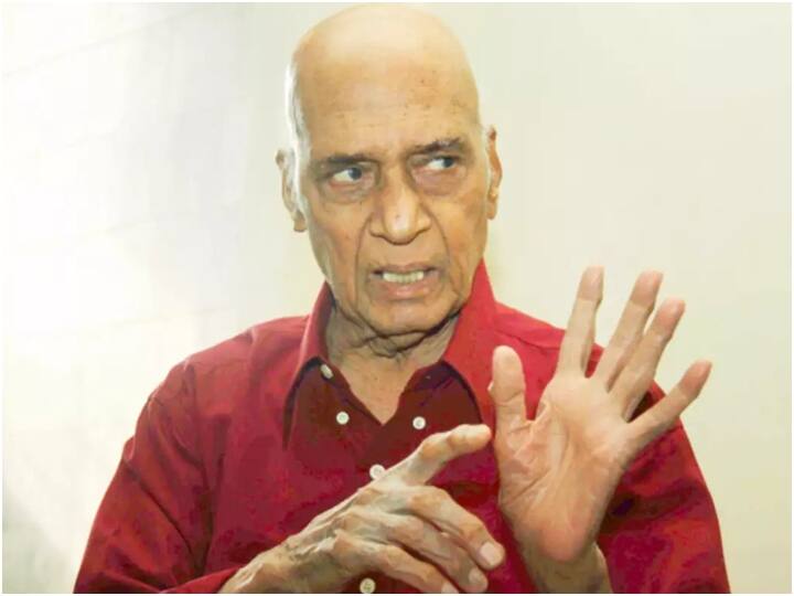 बताया जाता है कि जब द्वितीय विश्व युद्ध छिड़ा तो सेना में भर्ती शुरू हो गईं. ऐसे में खय्याम ने भी सेना जॉइन कर ली और उस जंग में हिस्सा भी लिया. हालांकि, दो साल बाद ही उन्होंने आर्मी छोड़ दी.