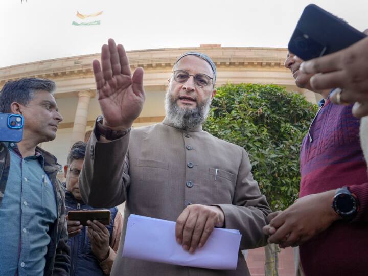 Tipu Sultan Row: ‘टीपू सुल्तान का नाम लूंगा तो मुझे भी मार दोगे?’ CM बोम्मई पर बरसे ओवैसी AIMIM Asaduddin Owaisi Attack On Karnatana CM Basavaraj Bommai says if I will take tipu sultan name will you kill me Tipu Sultan Row: ‘टीपू सुल्तान का नाम लूंगा तो मुझे भी मार दोगे?’ CM बोम्मई पर बरसे ओवैसी