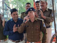 इंदौर में मुस्लिम थाना प्रभारी ने महाशिवात्रि पर पेश की कौमी एकता की मिसाल, राम भजन पर झूमे स्टाफ