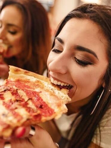 पिज्ज़ा खाने वाले हो जाएं सावधान