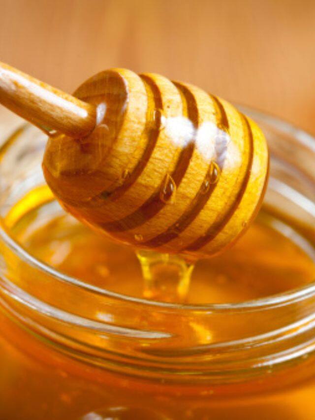 Honey is a beneficial for health  but dont eat in this wring way Eating Tips: મધમાં છે સ્વાસ્થ્યનો ખજાનો, પરંતુ આ રીતે સેવન કરવાથી થાય છે નુકસાન
