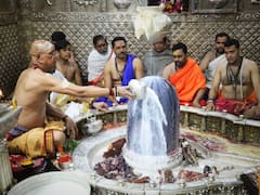 साल में सिर्फ एक बार दिखता है ये नजारा, महाशिवरात्रि के अगले दिन होती है महाकाल की भस्म आरती