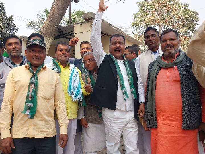 Patna News: पटना में उपेंद्र कुशवाहा की बैठक, विभिन्न जिलों से पहुंचे कार्यकर्ता और नेता, बोले- पार्टी के लिए आए हैं