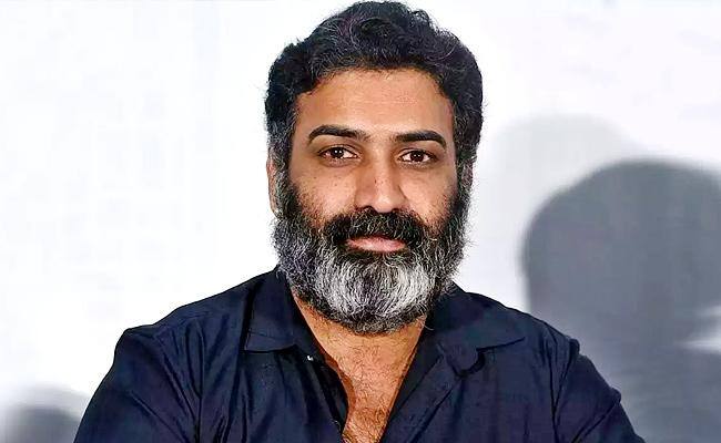 Nandamuri Taraka Ratna : नंदामुरी तारका रत्न यांनी वयाच्या 39 व्या वर्षी अखेरचा श्वास घेतला आहे.