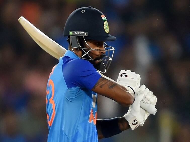 india squads for 3 match odi series against australia announced rohit sharma will miss 1st odi IND vs AUS : पहिल्या सामन्यात हार्दिक कर्णधार, वनडे मालिकेसाठी टीम इंडियाची निवड