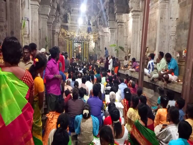 Maha Shivaratri 2023 kanchipuram Ekambaranatha temple, which is one of the most famous places in Panchabhuta, is visited by thousands of devotees on the eve of Maha Shivratri. காஞ்சிபுரம் மகா சிவராத்திரி..! நமச்சிவாய நமச்சிவாய...  விடிய விடிய தரிசனம்