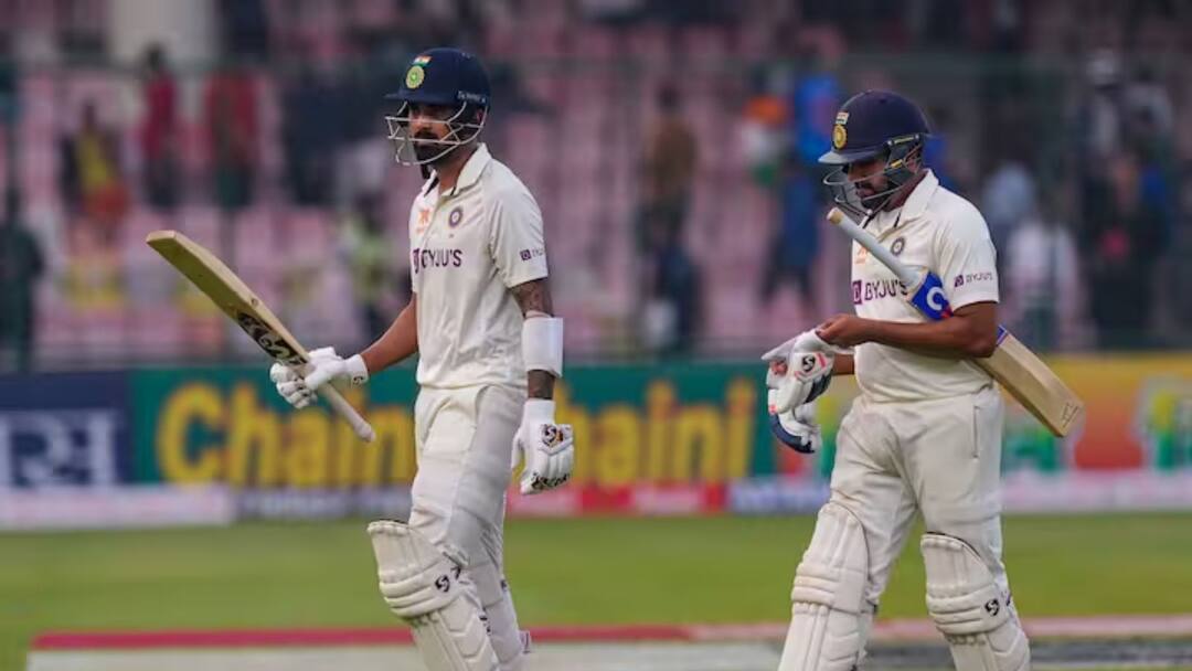 Border-Gavaskar Trophy: খারাপ ফর্মের রাহুল দলে জায়গা পেলেও হারালেন সহ-অধিনায়কত্ব Border-Gavaskar Trophy: KL Rahul loses vice captaincy despite regaining place in the team Border-Gavaskar Trophy: খারাপ ফর্মের রাহুল দলে জায়গা পেলেও হারালেন সহ-অধিনায়কত্ব