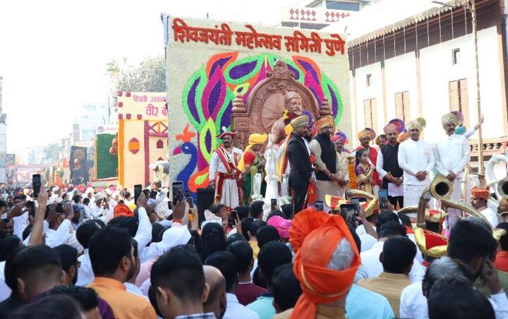 मिरवणुकीचे यंदा 11 वं वर्ष आहे.