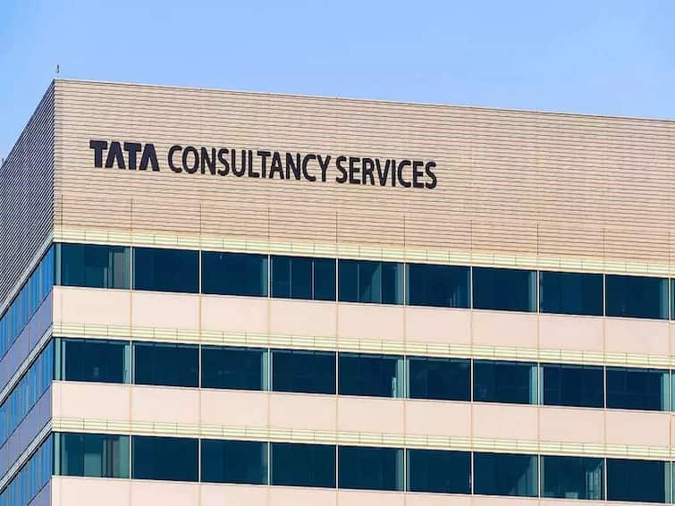 TCS Mass Resignation: टीसीएस में ऐसा क्या हुआ जो हो रहे बड़ी संख्या में महिला एंप्लाइज के इस्तीफे, वजह चौंका देगी