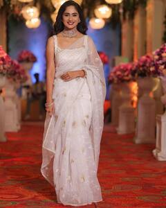 Tejaswini Photos: దేవకన్యను చూడాలని ఉందా - అయితే ఈ ఫొటోస్ చూడండి