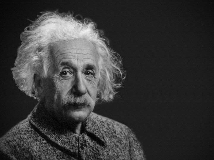 Albert Einstein: अल्बर्ट आइंस्टीन एक प्रसिद्ध वैज्ञानिक थे, जिन्होंने अपने जीवन में काफी सफलता प्राप्त की. उनके जीवन की कहानी काफी प्रेरणा देने वाली है. आपको बता दें कि आइंस्टीन बचपन से ही एक अलग ही तरीके के व्यक्ति थे. (Pixabay)