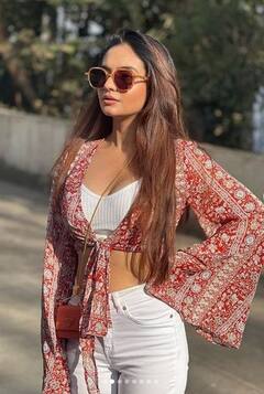 Anushka Sen: ਇੰਨਾ ਛੋਟਾ ਟਾਪ ਪਾ ਕੇ ਸੈਰ ਲਈ ਨਿਕਲੀ ਅਨੁਸ਼ਕਾ ਸੇਨ, 20 ਸਾਲ ਦੀ ਉਮਰ 'ਚ ਚਲਾਇਆ ਖੂਬਸੂਰਤੀ ਦਾ ਜਾਦੂ