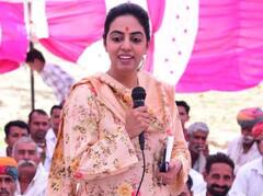 कांग्रेस विधायक दिव्या मदेरणा का बेबाक अंदाज, सरेआम मंच से CM गहलोत को दे दी ये हिदायत