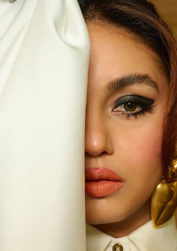 Decoding Huma Qureshi's Duotone Outfit