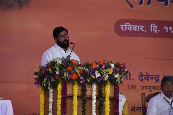‘दुर्गवैभव’ हा भाग, शिव छत्रपतींच्या काळात वापरत असलेल्या शस्त्रांचे विशेष दालन 'रणांगण', छत्रपती शिवाजी महाराज यांच्या राज्याभिषेक सोहळ्याची माहिती देणारे दालन आहे.