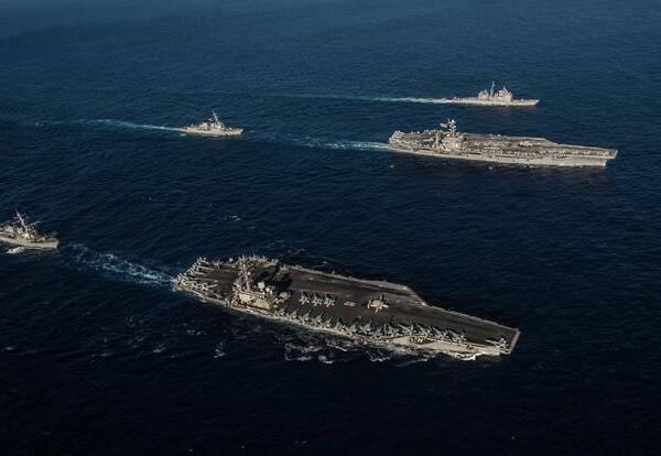 US-China : China Shandong and US Nimitz Aircraft Carrier close Encounter : Reports US-China : અમેરિકા-ચીન વચ્ચે યુદ્ધના એંધાણ! બંને દેશોના એરક્રાફ્ટ કેરિયર વચ્ચે અથડામણ