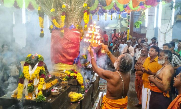 Mahashivratri 2023 : அரியலூர் மாவட்ட  சிவராத்திரி விழா கொண்டாட்டம் - திரளான பக்தர்கள் பங்கேற்பு