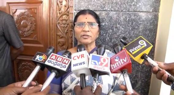 Lakshmi Parvathi On Taraka Ratna: చంద్రబాబు మరణవార్త దాచారని ఆరోపణ