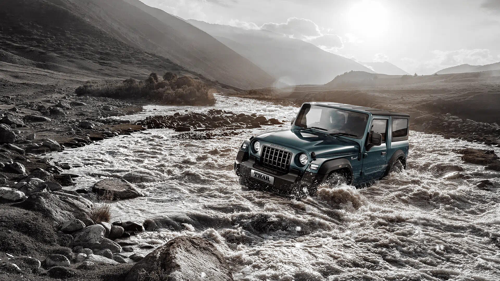 Maruti Jimny vs Mahindra Thar: देखिए महिंद्रा थार और मारुति सुजुकी जिम्नी का स्पेसिफिकेशन कंपेरिजन, जानिए कौन है बेस्ट