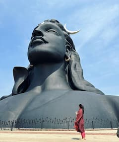 Actors Maha Shivratri: கோலிவுட் முதல் பாலிவுட் வரை..மகாசிவராத்திரியை மகிழ்ச்சியுடன் கொண்டாடிய திரை பிரபலங்கள்!